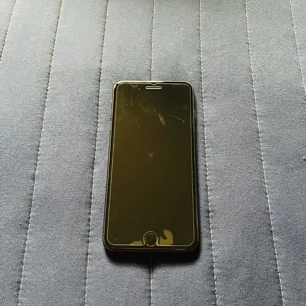 IPHONE 8 PLUS BLACK